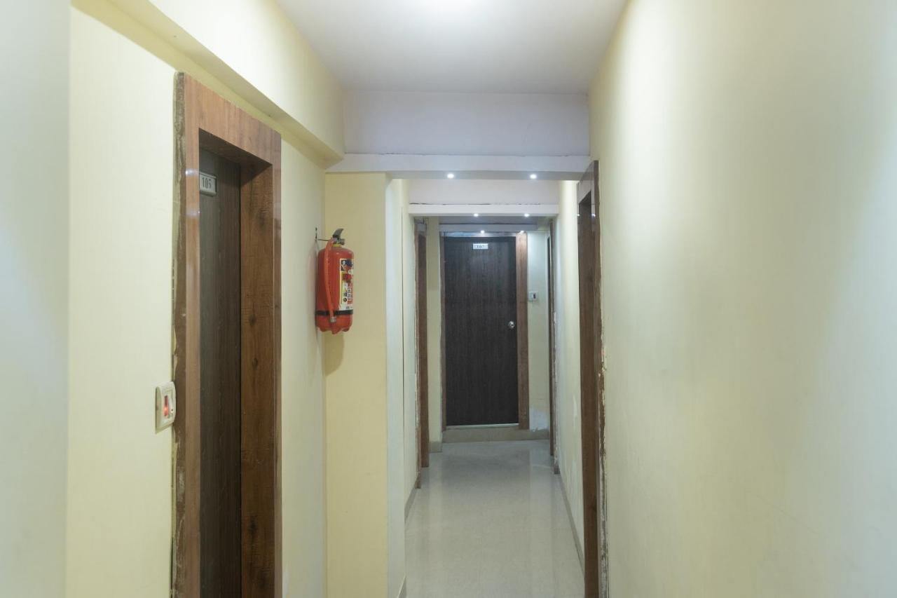Oyo 49867 Hotel Kalpana Residency Βομβάη Εξωτερικό φωτογραφία