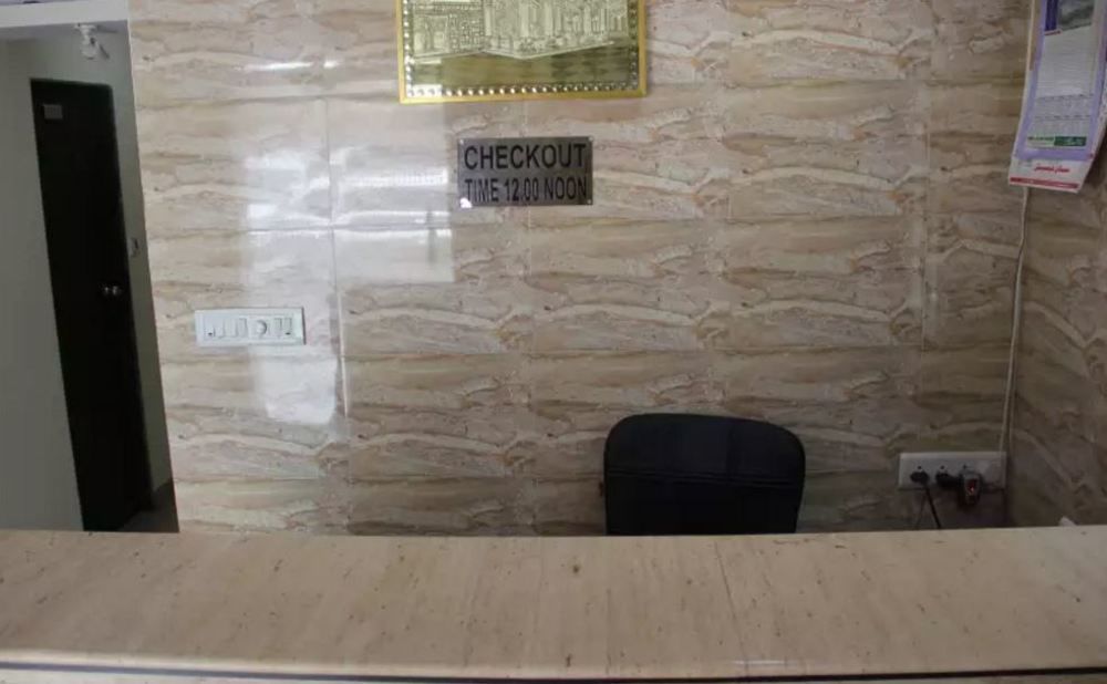 Oyo 49867 Hotel Kalpana Residency Βομβάη Εξωτερικό φωτογραφία